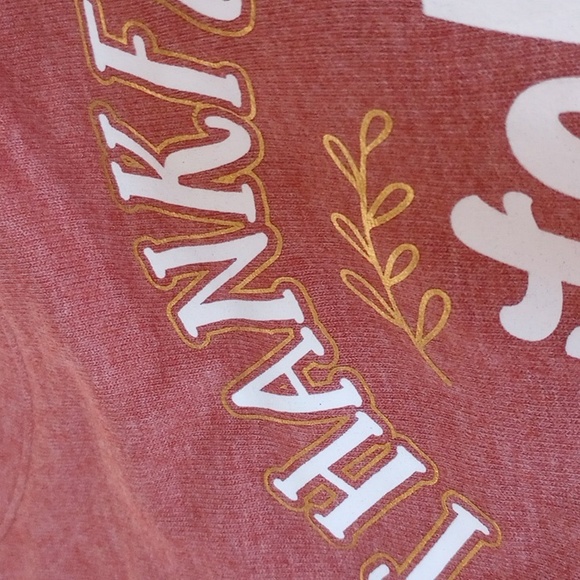 Long sleeved butter knot spf graphic tee - Picture 3 of 3